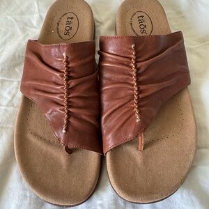 Taos Footwear Women's Brown Leather Sandals